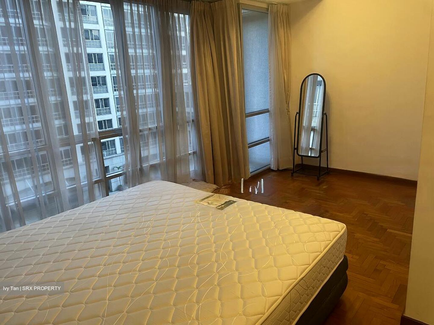 UE Square (D9), Apartment #539186901